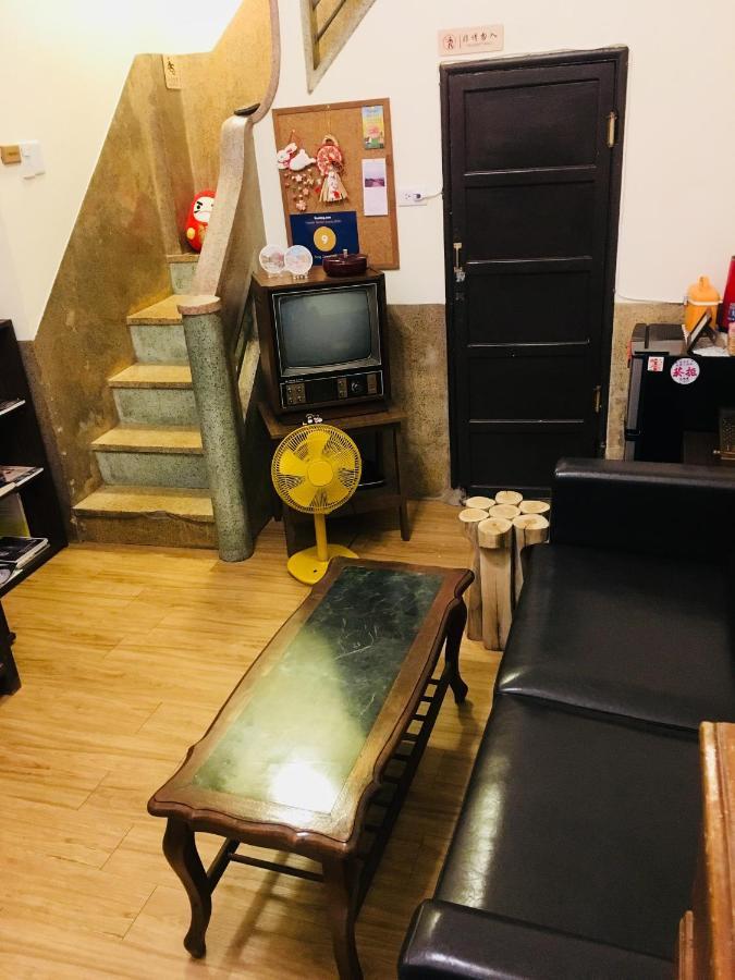 Feng Chao Home ไถหนาน ภายนอก รูปภาพ